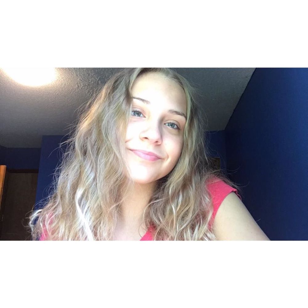 Meet your Posher, Julie